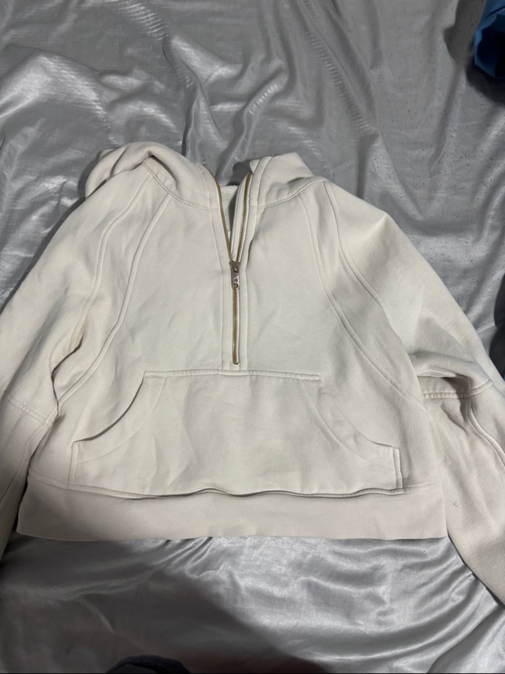 Lululemon Women’s Cream Half-Zip Hoodie Scuba